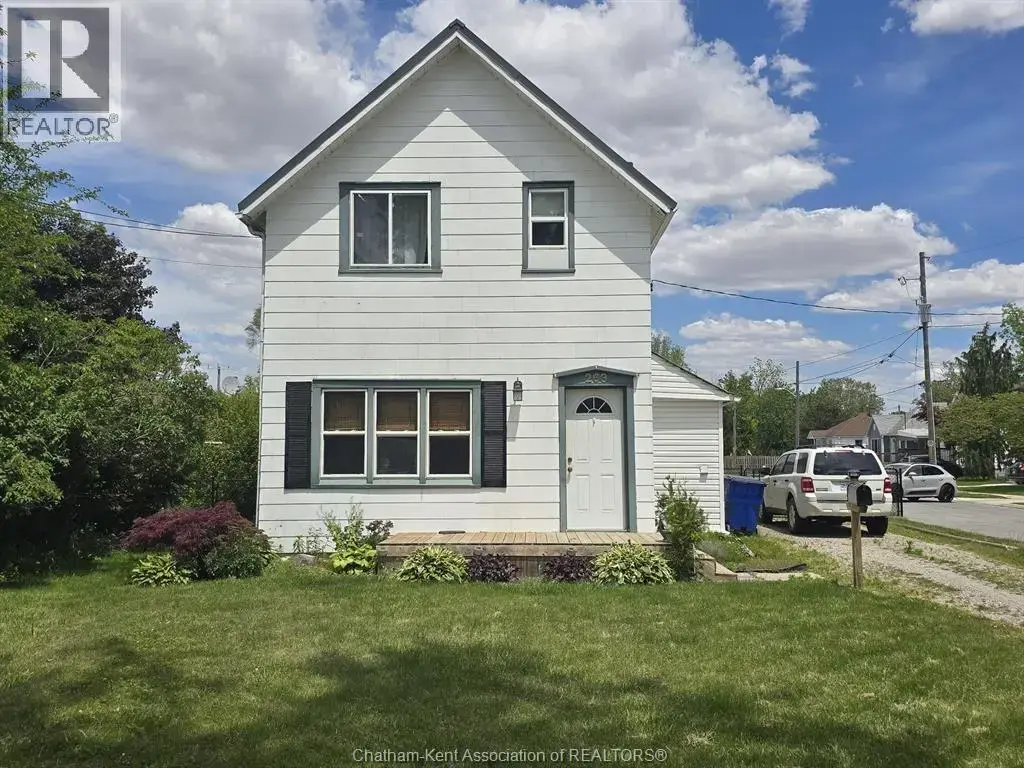 263 Delaware Avenue, Chatham